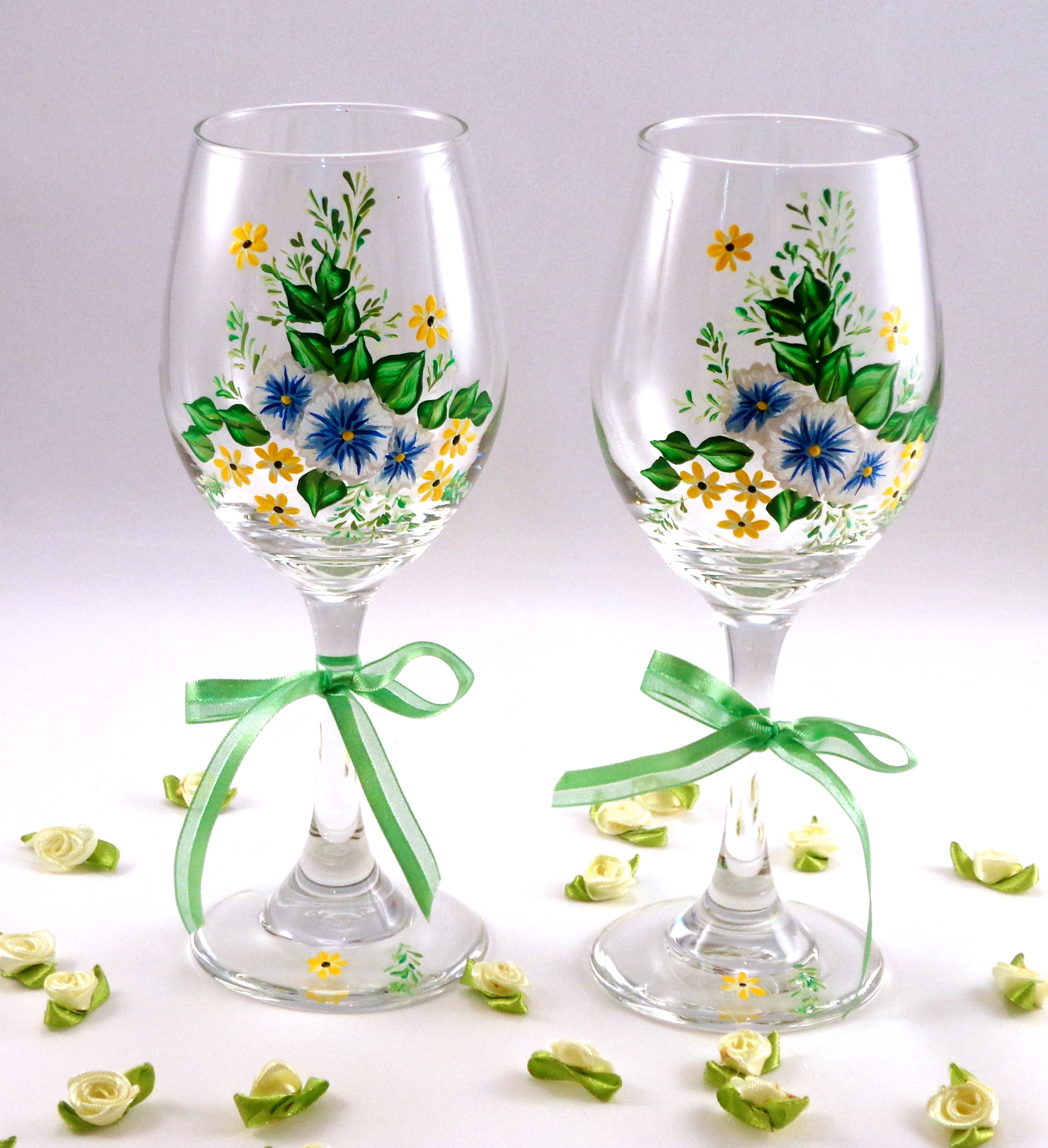 Painted Wine Glasses With Flowers on Luulla